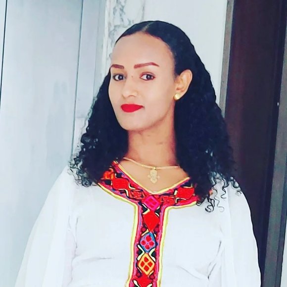 Meet your Posher, Kalkidan - Picture 1 of 1